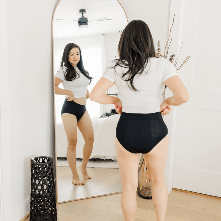 Classic Period Brief - Fri Period underwear sits high on the waist